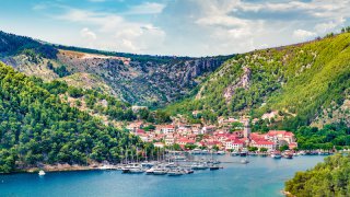 Skradin port Krka National Park - tailor-made family holidays Croatia Europe