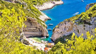 vis stiniva bay - island to island Cruise Croatia Europe